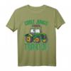 Coole Jungs fahren Traktor Kinder T-Shirt – Perfektes Geschenk für kleine Landwirte, Traktorfahrer und Landmaschinenliebhaber