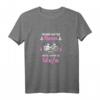 Lustiges Moped Biker T-Shirt für Damen - Vintage Outfit mit Spruch für Mopedfahrerinnen & Bikerinnen, ideales Geschenk zum Muttertag, Weihnachten & Geburtstag