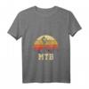 Lustiges Damen MTB T-Shirt mit V-Ausschnitt – Perfektes Geschenk für Fahrrad-, Mountainbike-, E-Bike-, Downhill- und Trail-Fahrer zu Weihnachten, Ostern, Muttertag, Vatertag oder Geburtstag
