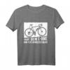 Auf dem E-Bike bin ich unschlagbar - Elektrisches Fahrrad T-Shirt für Radfahrer, Rentner & Fahrradliebhaber als Geburtstags- oder Weihnachtsgeschenk