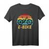 E-Bike Silhouette - Radfahrer E-Biker Pedelec E-Fahrrad T-Shirt als Geschenk zum Geburtstag oder Weihnachten für E-Bike Liebhaber
