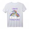 Funny I SUCK AT FANTASY FOOTBALL T-Shirt – League Loser Shirt mit Regenbogen, Einhorn & Herzen für den letzten Platz bei Draft & Sundays