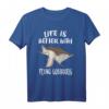 Das Leben ist besser mit fliegenden Eichhörnchen T-Shirt – Lustiges Tiermotiv für Tierliebhaber, Naturfreunde & humorvolle Kleidung