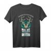 Wir Werden Alle Gleich Geboren Nur Die Besten Werden Jäger T-Shirt - Lustiges Jagd Geschenk für Jäger, Natur- und Wildnisliebhaber zu Weihnachten, Geburtstag & Vatertag