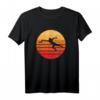 Ultimativer Frisbee Geschenk - Retro-Stil T-Shirt mit Vintage-Design und Sonnenuntergang Hintergrund