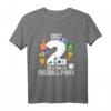 Kinder 2. Geburtstag Junge - 'Erst Zwei & Schon Fußball-Profi!' Lustiges T-Shirt für Zweijährige mit Fußballmotiven, perfekt für Geburtstagsfeier & Geschenk
