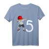 Kinder Fußball T-Shirt zum 5. Geburtstag - Cooles Geburtstagsoutfit mit Dab Pose, Fußball und Zahl 5 für Jungen und Mädchen