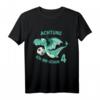 Kinder 4. Geburtstag T-Shirt mit Drache und Fußball – Lustiges Geschenk für Mädchen und Jungen zum Kindergeburtstag