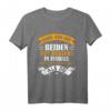Lustiges Fußball T-Shirt mit Spruch: Einer von uns beiden ist besser im Fussball als du – Perfekt für Hobby-Fußballer & Fans