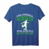 Zum Fussball geboren Fußball T-Shirt – Perfektes Geschenk für junge Fußballer, Torwarte & Fans zu Weihnachten & Geburtstag