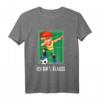 Kinder Ich bin 1. Klasse Einschulung Junge - Fußball T-Shirt als tolles Geschenk zum Schulstart und Kindergartenabschluss