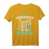 Fußball Motiv Bye Bye Kindergarten T-Shirt – Perfektes Geschenk zum Schulstart, Einschulung & Abschied für Kinder