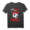 Coole Mädchen spielen Fußball T-Shirt – Perfektes Geschenk für junge Fußballfans, Vereinsspielerinnen & Geburtstags- oder Weihnachtsgeschenk für Mädchen
