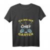 Damen Gärtner T-Shirt - Ich bin der Chef im Garten mit V-Ausschnitt für Hobbygärtnerinnen & Schrebergartenliebhaberinnen