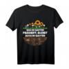 Gärtner was in dem Garten passiert T-Shirt – Lustiges Gartenoutfit für Hobby-Gärtnerinnen & Gärtnerinnen, die im Garten arbeiten