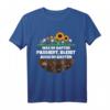 Gärtner was in dem Garten passiert T-Shirt – Lustiges Gartenoutfit für Hobby-Gärtnerinnen & Gärtnerinnen, die im Garten arbeiten