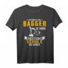 Geboren Um Bagger Zu Fahren Gezwungen Zur Schule Zu Gehen T-Shirt – Lustiges Bagger Motiv für Baggerfahrer, Bauarbeiter & Baggerliebhaber als Geschenk