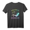 Lustiges Schaukel Kindheit Glück HapMonkey T-Shirt – Humorvolles Geschenk für Mutter, Tochter, Freundin & Enkelin