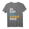 Eat Sleep Dive Dekobier Repeat Tauch T-Shirt für Taucher & Schnorchler – Perfektes Geschenk für Taucher, Apnoe & Gerätetauchen