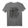 Five Point Five Six 5,56 Munition AR15 Gewehr T-Shirt mit Camo und US-Flagge – Perfektes Geschenk für Waffenliebhaber, Veteranen & Patriotische Amerikaner