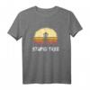 Disc Golf Stupid Tree T-Shirt – Lustiges Geschenk für Disc Golfer, perfekt für Fans und Freizeitspieler