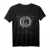 Live By The Sun Dream By The Moon Boho Premium T-Shirt – Trendiges Graphic Tee für Herz und Stil