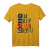 Eat Sleep Train Repeat Lustiges Fitness T-Shirt mit Hantel Motiv – Perfektes Geschenk für Sportler, Bodybuilder & Personaltrainer