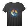 HapMonkey Amity Island Surf Shop 1975 Retro Logo T-Shirt - Lizenziertes Vintage Surf Design zum Geburtstag