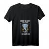 Damen I Don't Chase Storms Sturmjäger T-Shirt mit V-Ausschnitt – Perfekt für Meteorologen, Tornado- und Gewitterliebhaber