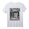 Abi Shirt 'Straight Outta Lehranstalt' – Abschluss T-Shirt für Abiturienten, Lehrer, Azubis & Studierende – Perfektes Geschenk für Abschluss & Weihnachten