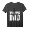 Herren the walking dad T-Shirt – Lustiges Papa Geschenk für werdende Väter, Vatertag & Geburtstag mit Spruch