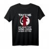 Wing Chun Kampfsport T-Shirt mit Holzpuppe & Doppelmessern - Für Kampfkünstler & MMA Kämpfer