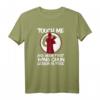 Wing Chun Kampfsport T-Shirt mit Holzpuppe & Doppelmessern - Für Kampfkünstler & MMA Kämpfer