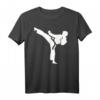 Karate Karateka T-Shirt – Stark kickender Kampfsport Kämpfer für Martial Arts Fans & Karate Trainer