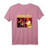 Cobra Kai Die Saga setzt Poster fort T-Shirt - Offiziell lizenzierte Cobra Kai Ware für Fans