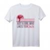 Nur ein Mädchen, das gerne MMA, Taekwondo, Muay Thai, Karate T-Shirt - Stylisches Kampfsport Design für Frauen, perfekt als Geschenk zu Weihnachten, Geburtstag, Muttertag