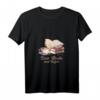 Damen Lesen Bücherliebhaber T-Shirt mit V-Ausschnitt – Retro Motiv für Bücherwürmer und Kaffeeliebhaber, bequem und stilvoll