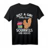 Mädchen T-Shirt mit Eichhörnchen und Büchern - Perfekt für Tier- und Bücherliebhaberinnen
