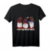 Lustiges Weihnachtswichtel T-Shirt mit roten Karohüten – Perfekt für Familien, Weihnachtsfeiern & festliche Dekorationen