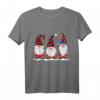 Lustiges Weihnachtswichtel T-Shirt mit roten Karohüten – Perfekt für Familien, Weihnachtsfeiern & festliche Dekorationen
