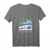 Alaskan Wilderness | Last Frontier Alaska T-Shirt - Klassisch geschnitten, doppelt genähter Saum, ideales Souvenir & Geschenk