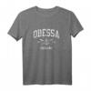 Odessa Vintage Gekreuzte Ruder & Bootsanker Sport T-Shirt – Retro Wasser-Sport Design, Perfekt für Segler, Fischer & Strandliebhaber