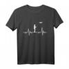 Modellflieger Herzschlag T-Shirt – Lustiges Flugzeug- und Drohnenmotiv, Perfektes Geschenk für Modellbauer und Flugzeugpiloten