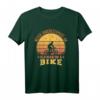 Vintage Never Underestimate An Old Man On A Bike T-Shirt – Lustiges Fahrrad Design für Radfahrer & Fahrradliebhaber, Geschenk für Rennsport & Mountainbiking