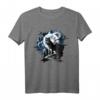 Wolf sitzt heulend im Vollmond bei Nacht Silhouette Tier T-Shirt – Perfektes Geschenk für Wolf Liebhaber und Mystik Fans