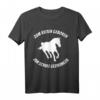 Zum Reiten Geboren zur Schule gezwungen - Lustiges Pferdespruch T-Shirt für Reiternachwuchs & Pferdefans, ideal für Reitverein & Pferdeliebhaber