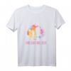 Never Walk Alone Pferd Reiten T-Shirt - Lustiges Reiterinnen T-Shirt als Geschenk für Pferdeliebhaberinnen und Reiterinnen