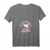 Damen 'Unterschätze nie Frau mit Friesen' Reiterin Pferd T-Shirt mit V-Ausschnitt – Perfektes Geschenk für Pferdeliebhaberinnen zu Geburtstag & Weihnachten
