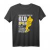 Never Underestimate an Old Man with a Squash Racquet! - Lustiges Sport T-Shirt für Rentner und pensionierte Athleten