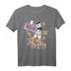 Cooles 80er Jahre Retro Mädchen Rollschuh T-Shirt mit Boombox - Nostalgisches Design für Musik- und Modebegeisterte, perfekt für Motto-Partys